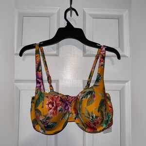 34D Ruffle Floral Bikini Top